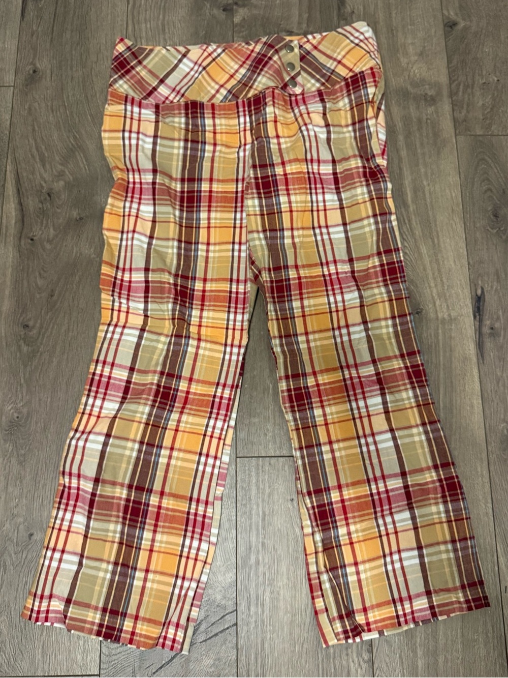 Tracy Evans Yellow Red Plaid Cropped Pants